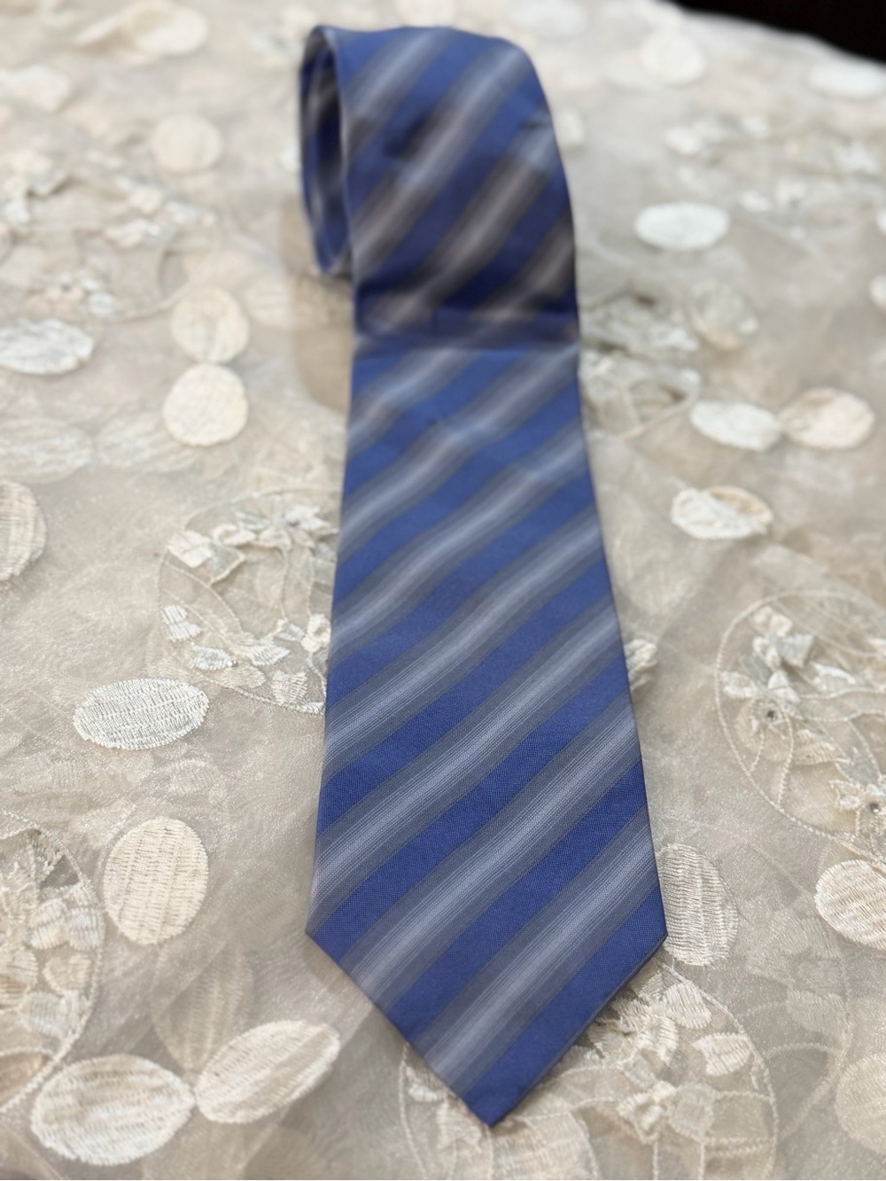 Men's Blue Striped Tie - Sleek Formal Accessory